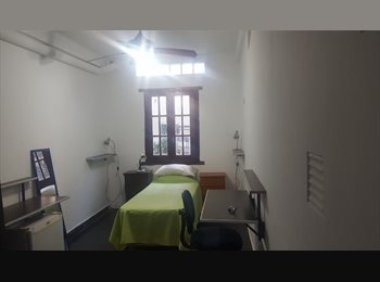 Roomgo AR - HABITACION PRIVADA GRANDE INDIVIDUAL CON TOILETTE PRIVADO + FRIGOBAR, Capital Federal - AR$ 600.000 pm