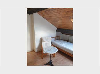 Appartager BE - Appart. à Uccle pour 2 pers. en colocation, Uccle-Ukkel - 460 € pm