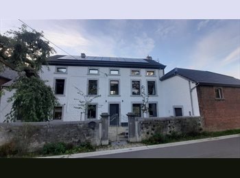 Appartager BE - Logement indépendant 2 chambres – Maison 3 façades, jardin et parking partagés, Wanze - 950 € pm