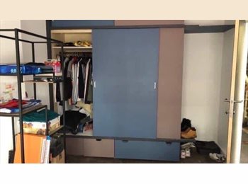 Appartager BE - 1 chambre de libre maintenant dans une colocation entre les guillemins et le centre Liège, Liège - 410 € pm