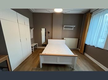 Appartager BE - Arlon – chambre dans maison rénovée et entièrement meublée, Arlon - 695 € pm