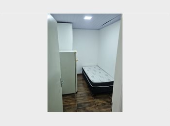 Roomgo BR - Quarto vaga feminina bairro São Lucas, Belo Horizonte - R$ 650 Por mês