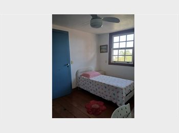 Roomgo BR - Suites Lindas e Aconchegantes no Belvedere, Belo Horizonte - R$ 1.400 Por mês
