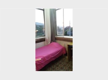 Roomgo BR - ALUGO QUARTO PRIVATIVO, Santa Teresa - R$ 1.000 Por mês