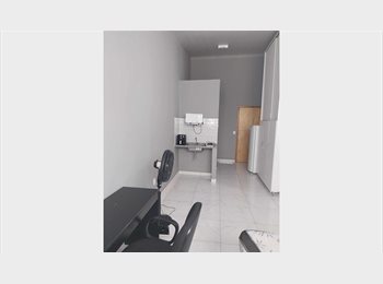 Roomgo BR - KITNET MOBILIADA  (LARGO DO MACHADO), Flamengo - R$ 3.000 Por mês