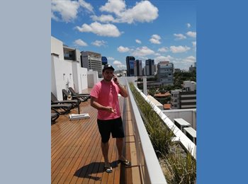 Roomgo BR - Christian - 37 - Liberdade
