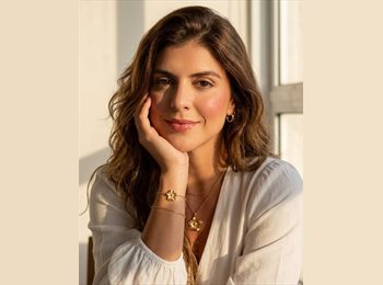 Roomgo BR - Marcela - 36 - Leblon
