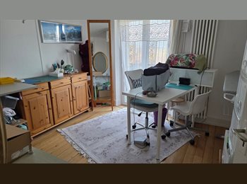 Roomgo CH - Chambre à louer dans un grand appartemcent. Nouvelle colocation à Etoy, Morges - 1 025 CHF / Mois