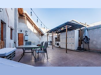 CompartoDepto CL - Habitaciones para estudiantes – Metro Santa Isabel / Barrio Italia, Santiago Centro - CH$360.000 por mes