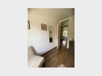CompartoDepto CL - Habitación amoblada – Vitacura | Sector Av. Las Condes, Vitacura - CH$380.000 por mes