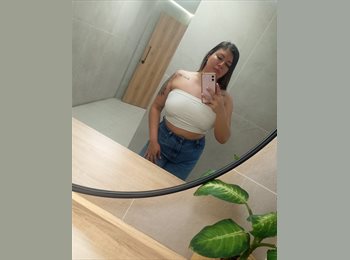CompartoApto CO - Andrea Celeste  - 30 - Medellín