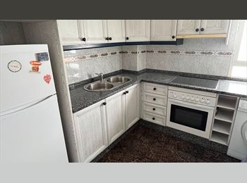 Roomgo ES - Se alquila habitación, Granada - 270 € por mes