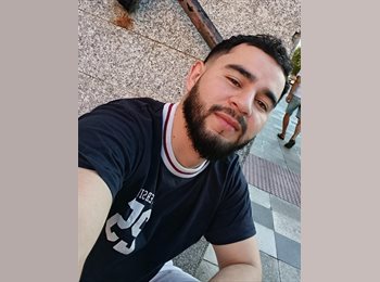 Roomgo ES - David  - 27 - Sevilla