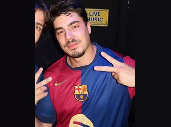 Roomgo ES - Matei - 22 - Barcelona
