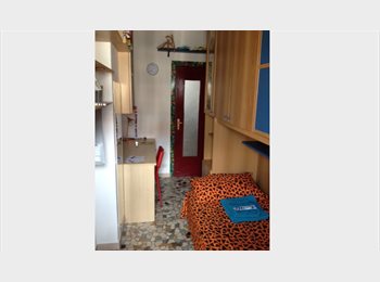 Roomgo IT - Stanza Singola Arredata 500/mese, Sesto San Giovanni - 500 € al mese