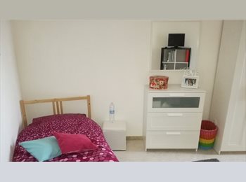 Roomgo IT - Camera singola centro Bari vicinanze policlinico, Bari - 390 € al mese