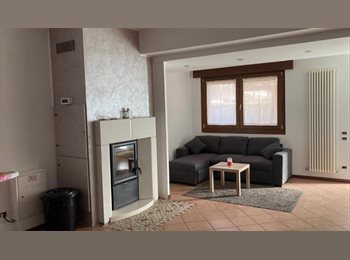 Roomgo IT - Affitto stanza, Montecchio Maggiore - 330 € al mese
