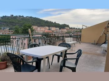 Roomgo IT - Cercasi coinquilino/a per stanza singola, Cagliari - 320 € al mese