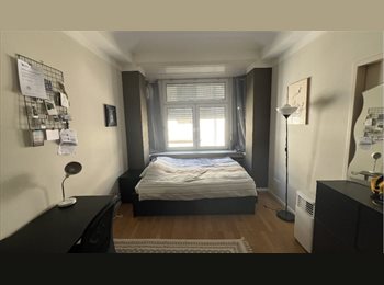 Appartager LU - Room at Hamilius / Chambre à Hamilius, Luxembourg - 900 € / Mois