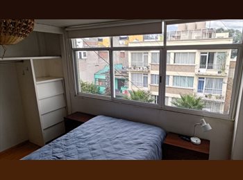 Roomgo MX - Servicios incluídos. Cuarto grande con closet, 3er piso, da a la calle., Cuauhtémoc - MX$7,000 por mes