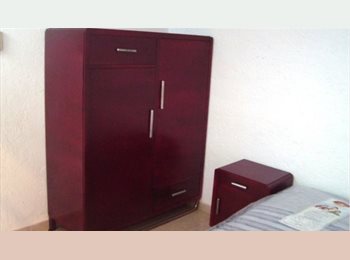 Roomgo MX - Lindavista cuarto independiente con baño propio amueblado, Gustavo A. Madero - MX$3,800 por mes