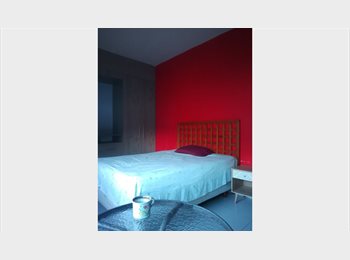 Roomgo MX - Cómoda, amplia, tranquila habitación en zona segura cerca de las mejores plazas, Boca del Río - MX$5,000 por mes