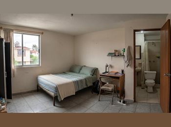 Roomgo MX - Habitación individual con baño privado cerca del Tec CEM, Cuautitlán Izcalli - MX$5,000 por mes