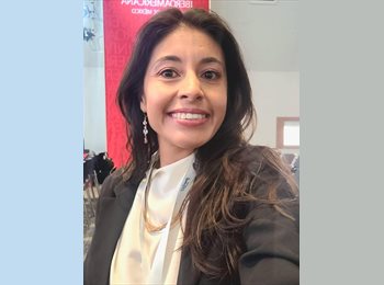 Roomgo MX - Estefania - 34 - Querétaro