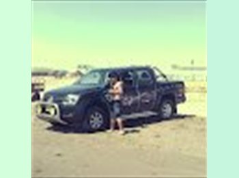 Roomgo MX - Angel Stevens - 28 - Monterrey