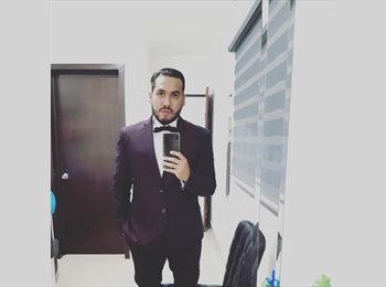 Roomgo MX - Angel - 34 - Monterrey