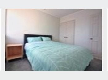 Roomgo NZ - Single bedroom + Carpark in Eden Terrace, Auckland - $290 pw