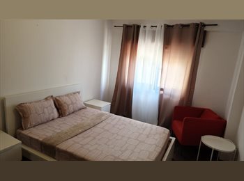 Roomgo PT - Aluga-se quarto no Cacém, Lisboa - 450 € Por mês