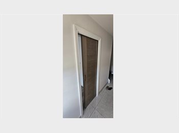 Roomgo UK - Modern Ensuite Room – CulDeSac, Iver - £675 pcm