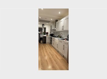 Roomgo UK - Marina, Eastcote - £800 pcm