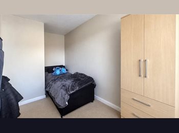 Roomgo UK - Lovely Furnished Room to Rent in Blyth, Bedlington - £525 pcm