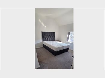 Roomgo UK - ROOM AVAILABLE ASAP – NEWCASTLE-UNDER-LYME / KEELE, Newcastle under Lyme - £595 pcm