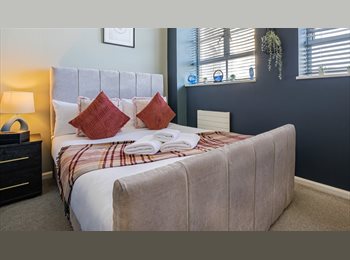 Roomgo UK - Room in a Shared Flat 24, North Street, BN1, Brighton - £1,300 pcm