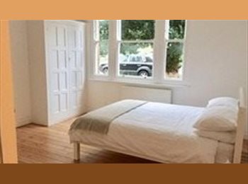 Roomgo UK - Two Rooms in a Shared Flat, St. Anns Court, BN3, Hove - £900 pcm