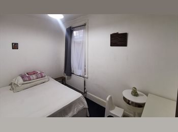 Roomgo UK - Single room-no deposit, Harlesden - £600 pcm