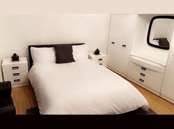 Roomgo UK - Large Room Available in Belvedere, Northumberland Heath - £750 pcm