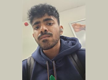 Roomgo UK - Aditya - 23 - Longbridge