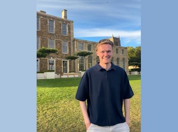 Roomgo UK - Sam - 26 - Wimbledon