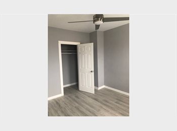 Roomgo US - $650 Private Room (Shared Bath) 3445 Juneway, Belair - Edison - $650 pm