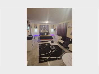 Roomgo US - A Home away from Home, Saint Charles - $1,800 pm