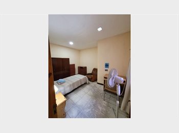 Roomgo AR - Alquiler habitación individual mujeres estudiantes, Buenos Aires - AR$ 380.000 pm