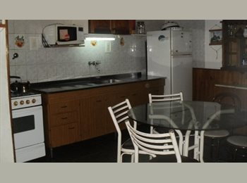 Roomgo AR - ALQUILO HABITACION INDIVIDUAL, Rosario - AR$ 245.000 pm