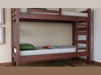 Roomgo AR - Cupo en habitación femenina compartida en casa. Zona San Martin centro GBA., Capital Federal - AR$ 150.000 pm