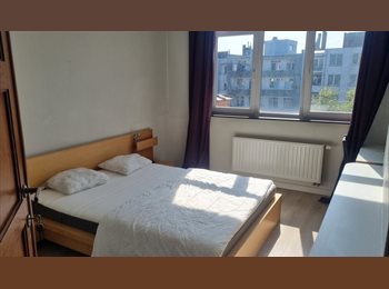 Appartager BE - 1 chambre au cimetière d 'Ixelles VUB/ULB, Etterbeek - 575 € pm