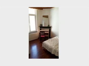 Appartager BE - Chambre double quartier Europeen, Etterbeek - 550 € pm