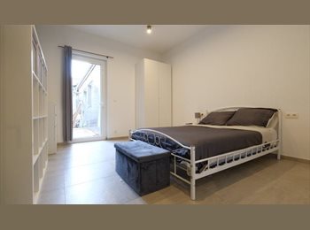 Appartager BE - Studio bien agencé, La Louvière - 580 € pm